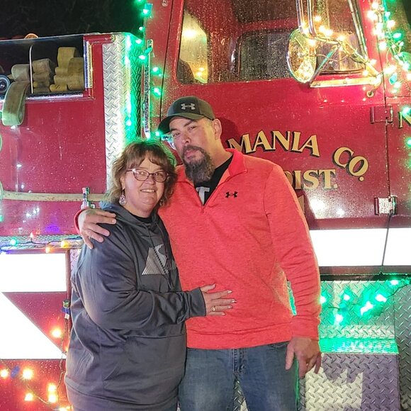 XMAS IDEALS NEW INVENTORY $3 STARTS S-3XL 11/4/25 @ 6:30 PM AZ - Picture 2 of 7